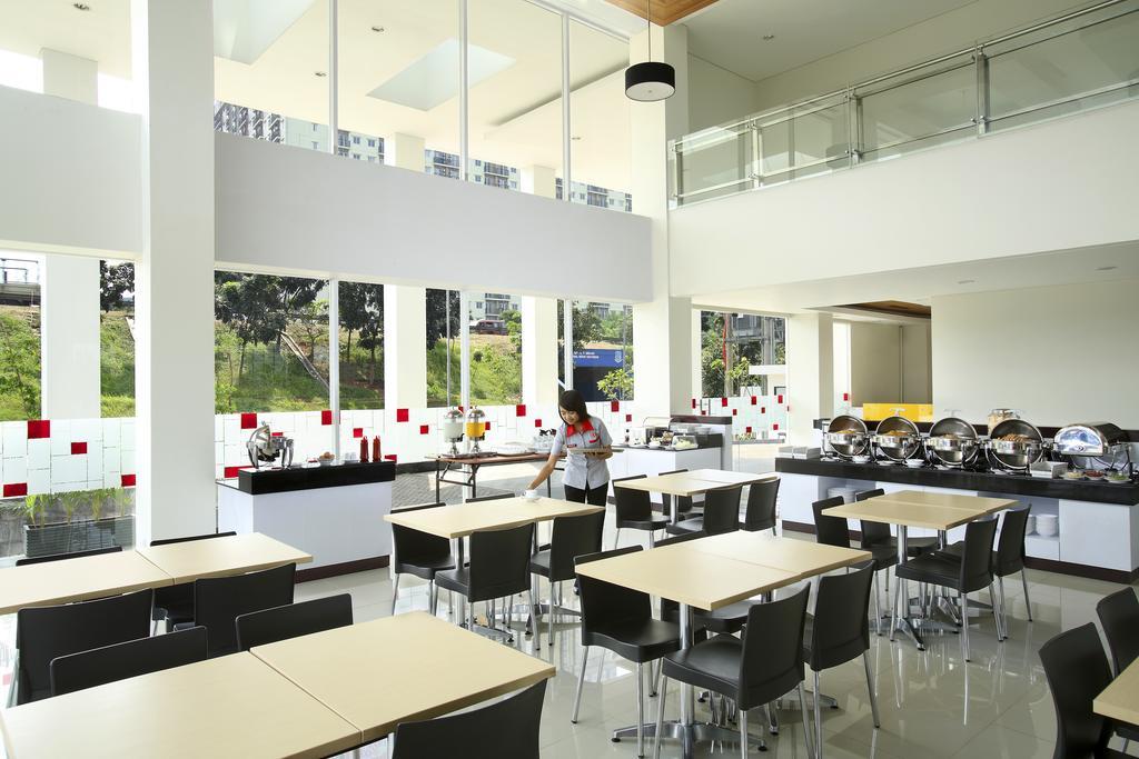 Amaris Hotel Bekasi Barat Екстер'єр фото