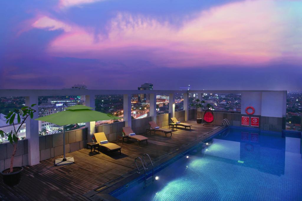 Amaris Hotel Bekasi Barat Екстер'єр фото