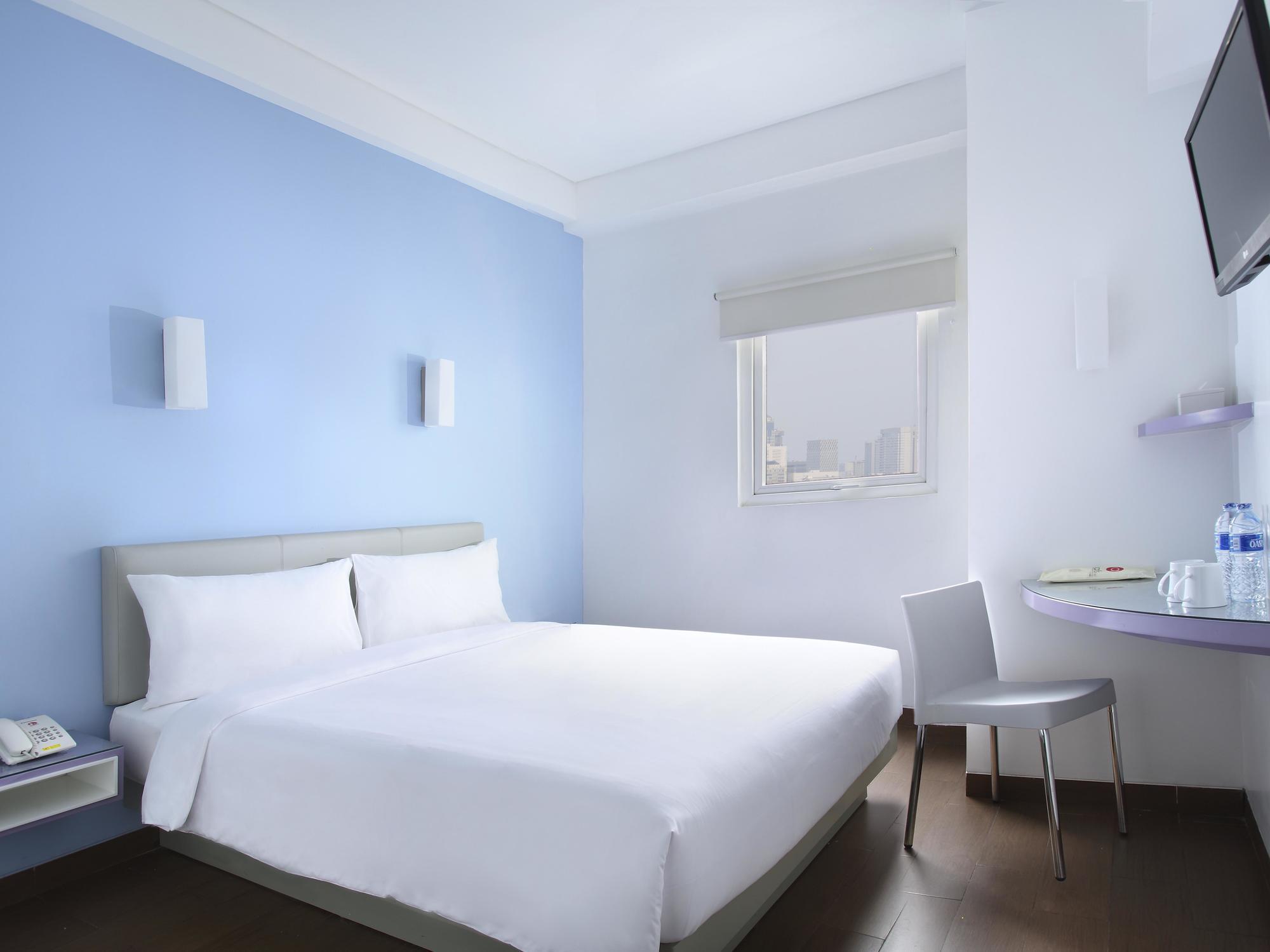 Amaris Hotel Bekasi Barat Екстер'єр фото